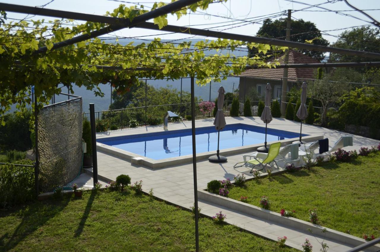Vila Nikola Bratesici Exterior photo